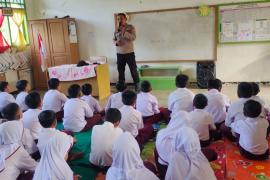 Polsek Giri Mulya Lakukan Sosialisasi Anti Bulying vdi SDN 107 Bengkulu Utara