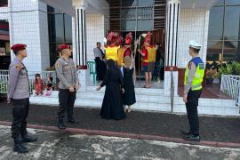 Berikan Rasa Aman, Polres Rejang Lebong Lakukan Pengamanan Perayaan hari Paskah di GKII Jeamaat Pasar De Rejang Lebong