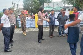 Pastikan Keselamatan, Sat Lantas Polres Rejang Lebong Binluh Kamseltibcar Lantas kepada Driver Bus Jama'ah Haji 