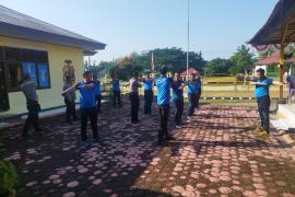 Personel Polsek Maje Laksanakan Olahraga Bersama Untuk Meningkatkan Kesehatan dan Kekompakan 