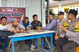 Laksanakan Minggu Kasih, Polsek Selupu Rejang Dengarkan Keluhan Warga Desa Talang Ulu 