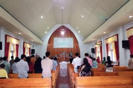 Berikan Rasa Aman, Polsek Selupu Rejang Laksanakan Pengamanan di Gereja 