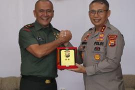 Perkuat Sinergitas, Kapolda Bengkulu Silaturahmi ke Korem 041/GAMAS