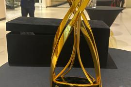 Polri Raih Penghargaan Lembaga Dengan Pelayanan dan Komunikasi Terbaik