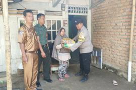 Cooling System Pilkada 2024, Polsek Selupu Rejang Hadirkan Bansos Selasa Rabu Berbagi