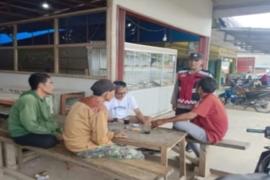 Polsek Talo Polres Seluma Polda Bengkulu melakukan kegiatan Patroli Sambang ke Pemukiman dan aktifitas kegiatan Masyarakat dalam rangka Himbauan Kamtibmas 