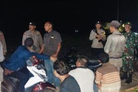 TNI-Polri Tingkatkan Sinergitas, Polsek Sukaraja dan Koramil 0425-03 Air Periukan Gelar Patroli Gabungan