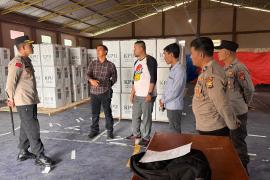 Kapolres Rejang Lebong Laksanakan Pengecekan Logistik KPU untuk Kesiapan Pemilihan Tahun 2024