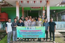 Kapolsek Lebong Atas dan Bhabinkamtibmas Hadiri Sosialisasi Perlindungan Perempuan dan Anak di Desa Sukau Datang