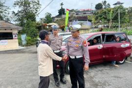 Polres Rejang Lebong Gelar Sosialisasi Tertib Parkir di Wisata Tebing Suban Curup