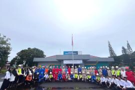 Foto bersama seluruh peserta Apel Bulan K3 Nasional dilingkungan PLN IP UBP Bengkulu