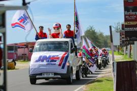 Kurir Satset JNE Bengkulu Siap Mengantarkan Kebahagiaan dengan Tampilan Baru