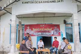 Membangun Sinergi, Polsek Sindang Kelingi Gelar Jumat Curhat untuk Ciptakan Keamanan Bersama Warga