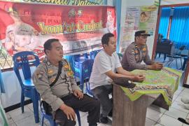Polsek Sindang Kelingi Gelar Kegiatan Jumat Curhat Bersama Warga