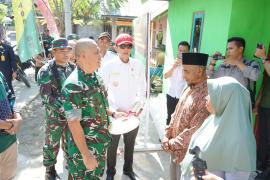 Danrem 041/Gamas saat Tinjau RTLH TMMD Ke-124 Kodim 0408/BS