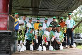 Tempat Pembuangan Sampah Ilegal di Rejang Lebong Resmi ‘Diubah’ Jadi Pusat Edukasi Green Democracy — Ratusan Warga Bergerak Bersihkan Sungai & Tanam 300 Pohon
