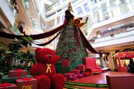 Dari Ice Skating sampai Parade Santa, PIK Avenue Hadirkan Enchanted Noel