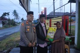 Kapolres Kepahiang Gelar Subuh Keliling dan Salurkan Bantuan kepada Warga Kurang Mampu di Desa Suro Lembak