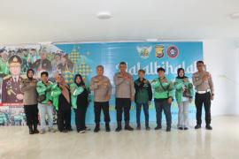Eratkan Silaturahmi, Kapolda Bengkulu Temui Ojol dan Buruh dalam Momen Halal Bihalal